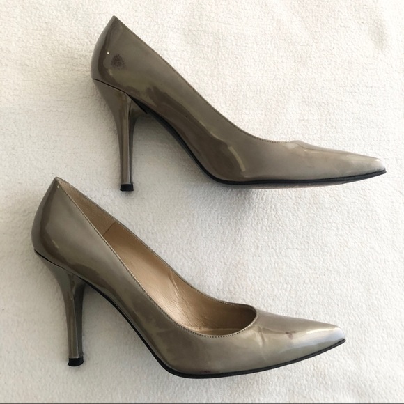 Stuart Weitzman Shoes - Stuart Weitzman Pumps 35 Stuart Weitzman Shoes - Stuart Weitzman Pumps 35